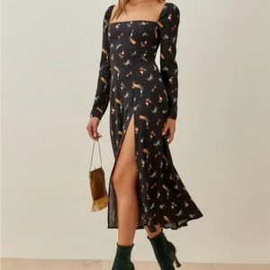 Rare Reformation Sigmund Dress in Coctail party print